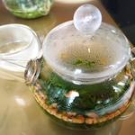 ロビー・ラウンジ - 玄米茶