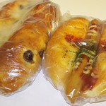 Pan Koubou Yoshida - レーズンパンとソーセージパン