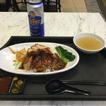 Singapore Food Street - 「Meng Kee Roast Delights」の「Two Combination Rice」$7.00