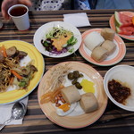 C U HOTEL - 朝食バイキング