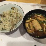 漁火 - アサリ飯と赤だし