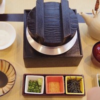 天然うなぎ しま村 - 鰻釜(ひつまぶし)
