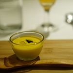 リストランテ サクラ - ～アミューズ お通し～「シェフからのお愉しみ」契約農家のかぼちゃの冷製ポタージュ。