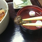 うな豊 - 肝炙ってるのかな？