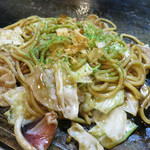 Juju - イカ豚焼きそば 900円