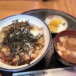 あららぎ - 勝つ丼　680円