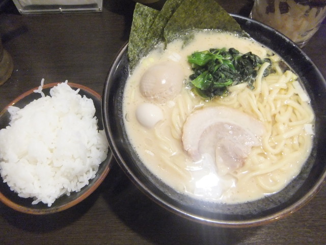壱角家 秋葉原店 秋葉原 ラーメン 食べログ
