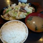 びっくり焼き亭 - びっくり焼きランチ７５０円