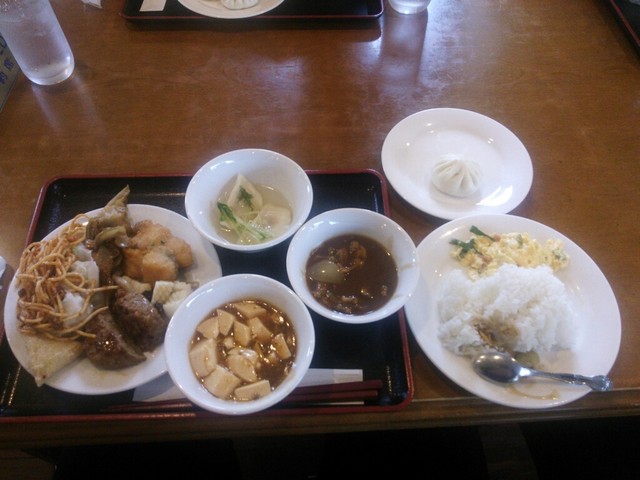 料理盛り合わせ