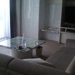 ホテル ラ・スイート神戸ハーバーランド - 2012.10.15
      正午：最上階
      ラ・レーヌ・スィート