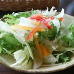 くらしとごはん リクル - キーマカレーのサラダ。