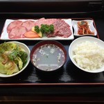 焼肉おもてなし - A セット上タン塩、上カルビ、上ロース 1480円税込み