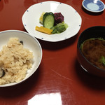 欽山 - しめじご飯とお吸い物