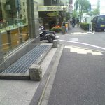 宮益坂上から少しはいったところです。