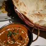 ザイカ・カレーハウス - マトンとまさかのナン