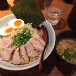 つけ麺（こってり）全部乗せ