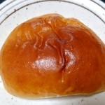 ファミーユ - クリームパン(140円)