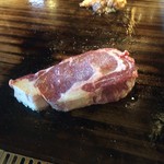 ＷＩＮＥ×鉄板料理 ば～る - 600gあるのでボリューム満点です【料理】