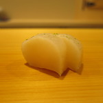 鮨 あらい - たくあん