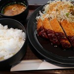 New Dream - 味噌カツ定食　580円税込ドリンクバー付き