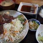 Kaneya - 牛バラ焼肉定食
