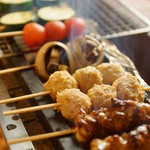 Momo - 職人が精魂込め一串、一串焼き加減と味付けにこだわる。