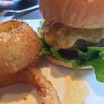 ダグズ・バーガー 宮古島本店 - 