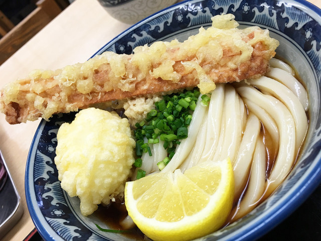 釜たけうどん>