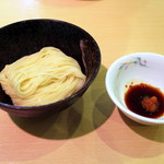 らーめん芝浜 - 上州辛味大根のつけめん（小麦三昧）