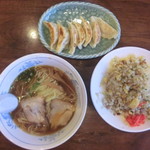 金與食堂 - 中華そば、チャーハン、餃子