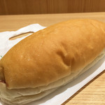 イワテテトテト - 福田パン（あんバター）