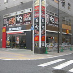 マクドナルド - お店です｡