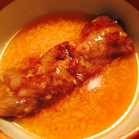 焼肉 矢澤 東京 - 矢澤なサーロインを卵&山芋&割下のタレへ投下