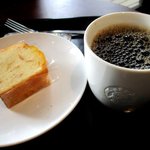 スターバックスコーヒー - Coffee & Espresso ケーキ オレンジ／ドリップコーヒー！(2016,09/03)