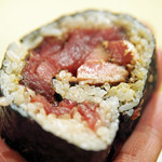 初音鮨 - ６種の鮪を使った巻物