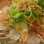 居酒屋zizi - 地中海の香りがほのかに漂うタイのカルパッチョ