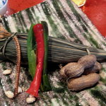 草喰 なかひがし - １０月【焼き物】鮎味噌幽庵漬の笹巻き焼き・茹で落花生・赤万願寺と万願寺・ポップライス