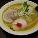 三麺流 武者麺 - 鶏塩そば・こってり