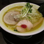 三麺流 武者麺 - 鶏塩そば・こってり