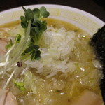 三麺流 武者麺 - 鶏塩そば・こってり