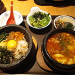 李朝園 - 石焼きピビンバ韓定食　１２８０円