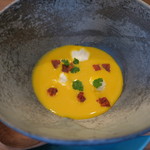 モンプチコションローズ - 28年9月　南瓜の冷製スープ　酒粕ムース、チョリソ