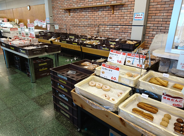 パン工場に併設されたアウトレットパンの直売店 By 播磨の凡人 オカノファクトリーアウトレット ワケあり直売店 御着 パン 食べログ