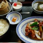 Totsukintei - 酢豚セット