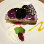 パッソ ノヴィータ - ブドウのケーキ