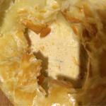 パッソ ノヴィータ - 中のスープにパイを落として頂きます。