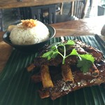 Fat Chow Temple Hill - ポークリブ（RP.155k）