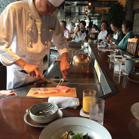 横浜瀬里奈 ステーキドーム - 