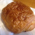 ベーカリー ブレリック - パン・オ・ショコラ　194円