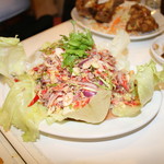 バーン・タム - ヤムタクライ（レモングラスサラダ）